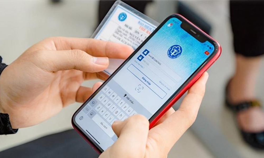 Đề xuất sổ BHXH điện tử sẽ cấp chậm nhất từ ngày 1/1/2026