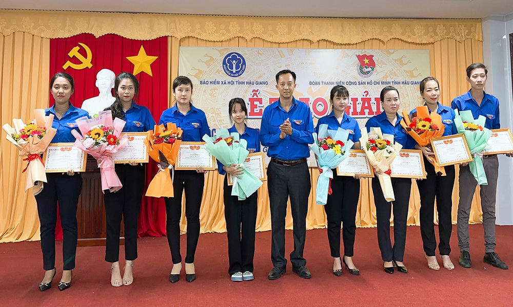 Lan tỏa từ cuộc thi Cài đặt, sử dụng ứng dụng VssID-BHXH số