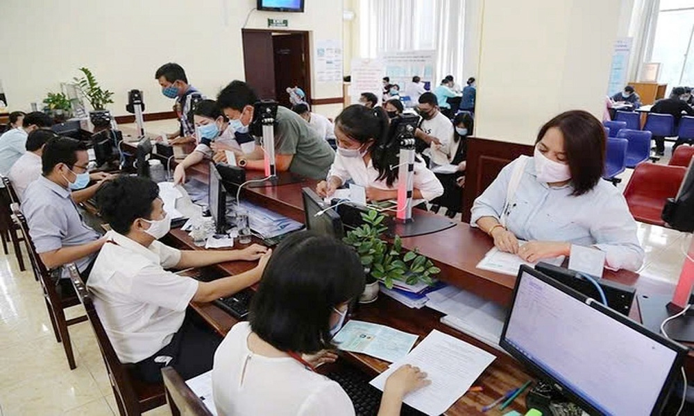 Khuyến khích tạo việc làm cho lao động từ khu vực công sang khu vực tư