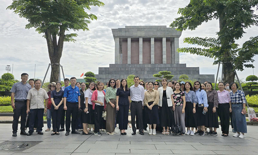 Tiếp tục thấm nhuần các giá trị tư tưởng, đạo đức, phong cách Hồ Chí Minh