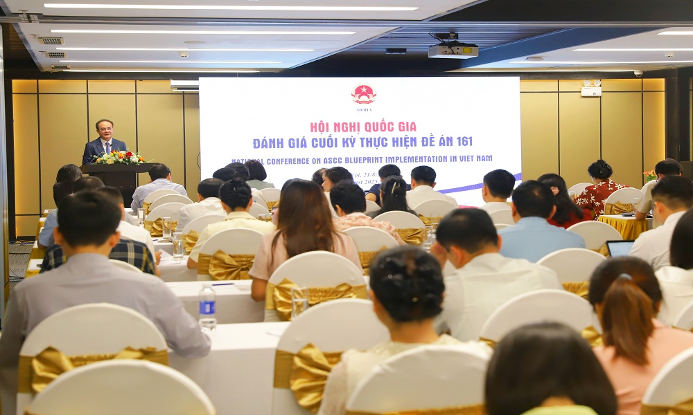 Việt Nam lồng ghép, thực hiện hầu hết các mục tiêu của Cộng đồng Văn hóa - Xã hội ASEAN