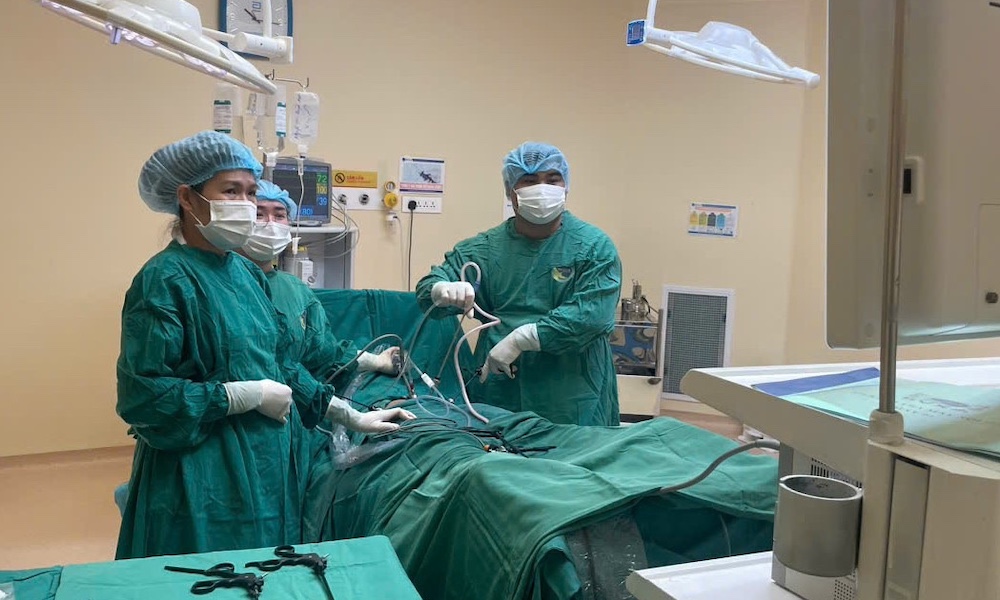 Phát hiện “u quái” chứa tóc và răng trong ổ bụng cô gái