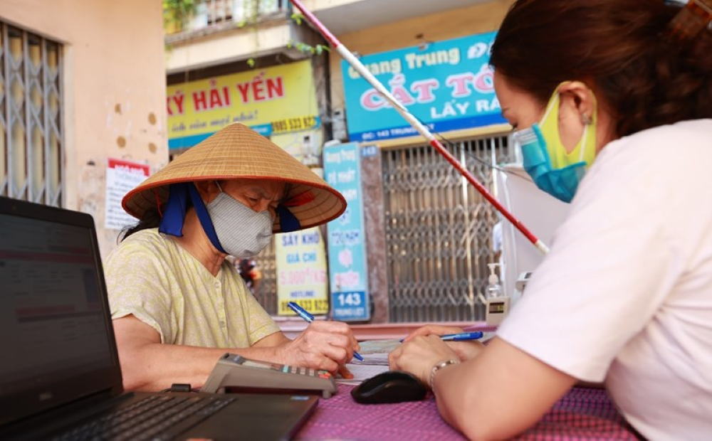 Hà Nội đề xuất nâng mức trợ giúp xã hội lên 700.000 đồng/tháng