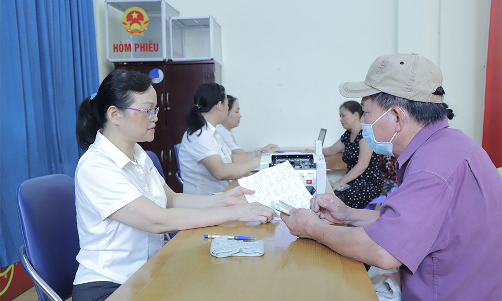 Hà Nội: Sẽ chi trả lương hưu, trợ cấp BHXH kỳ tháng 9 từ ngày 3/9