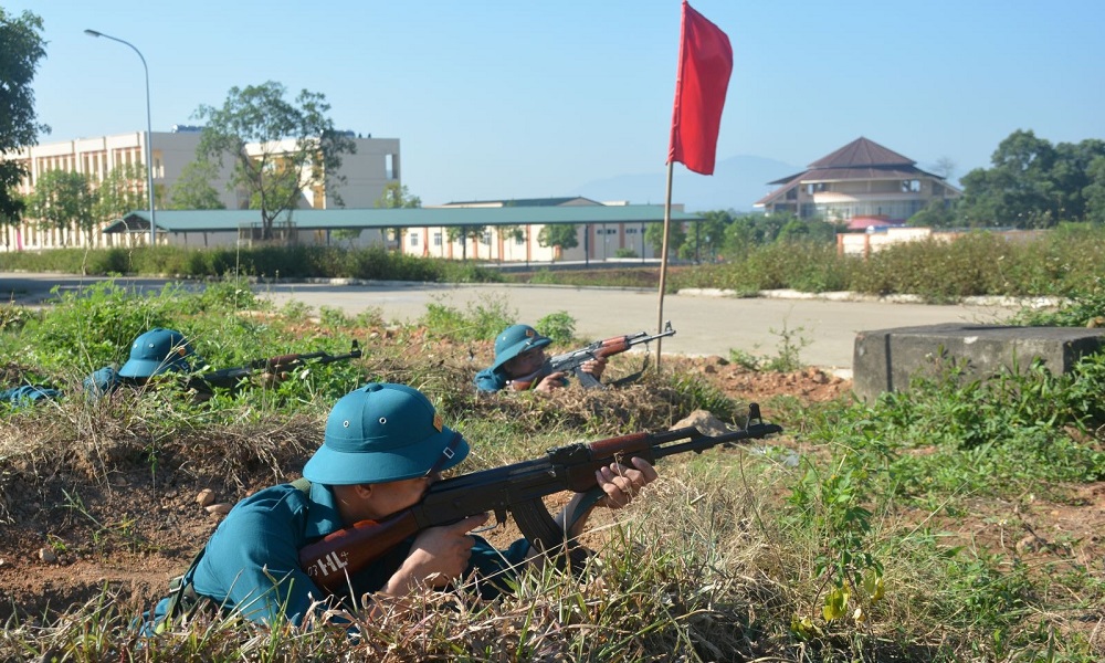 Chế độ tiền lương, tiền công đối với cá nhân tham gia hoạt động phòng không nhân dân