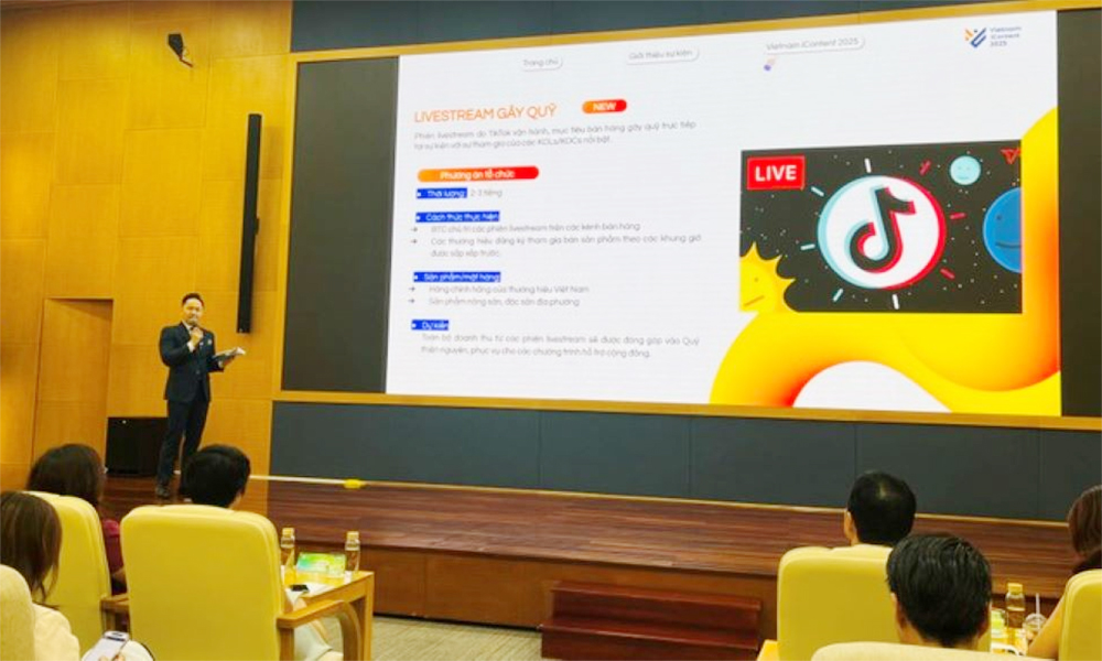 Ngày hội Sáng tạo nội dung số Việt Nam: Các KOL, KOC cùng livestream bán hàng gây quỹ