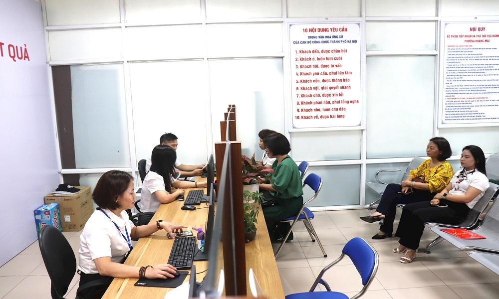 Báo cáo Bộ Chính trị việc điều chỉnh tiền lương, khung vị trí việc làm