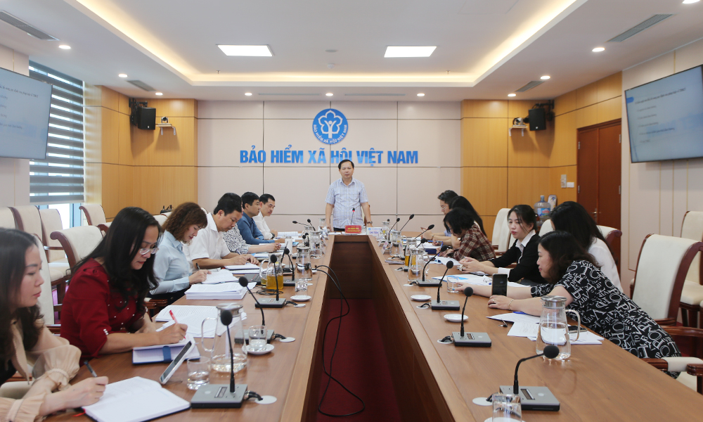 Nâng cao chất lượng công tác thi đua, khen thưởng ngành BHXH Việt Nam