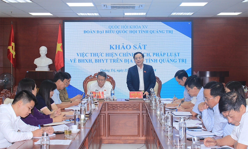 Đoàn Đại biểu Quốc hội tỉnh Quảng Trị khảo sát việc thực hiện chính sách BHXH, BHYT