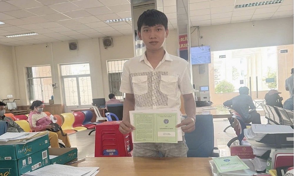 BHXH cơ sở Cái Nước (Cà Mau): Một lao động nam được nhận trả trợ cấp thai sản khi có vợ sinh con