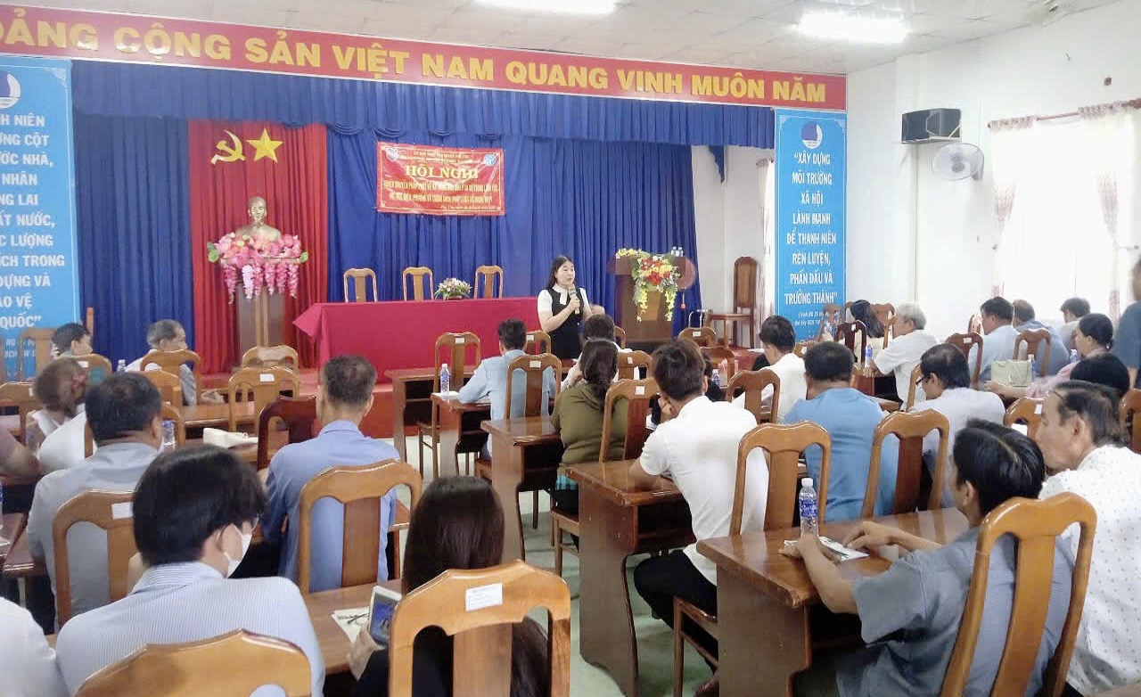 BHXH tỉnh Cà Mau: Thi đua phát triển trên 74.000 người tham gia BHXH tự nguyện