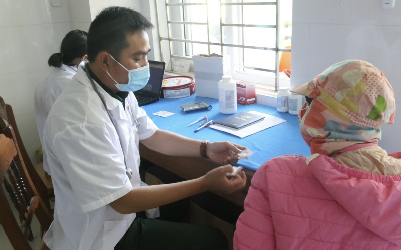 TP. Hồ Chí Minh: Siết chặt quản lý bán thuốc theo đơn