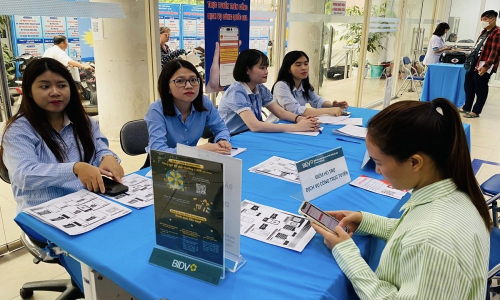 Hà Nội tích cực giải quyết việc làm cho lao động dôi dư