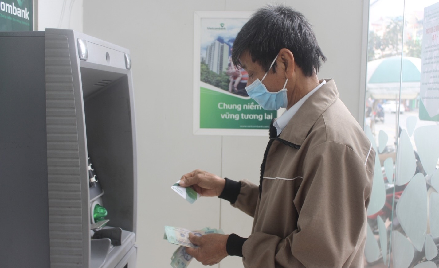 Đà Nẵng: Năm 2025, phấn đấu 81% người nhận lương hưu, trợ cấp BHXH qua tài khoản cá nhân