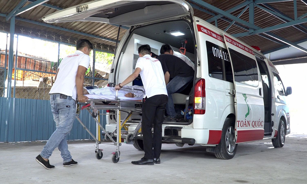 Hướng dẫn thanh toán BHYT khi nhiều người bệnh cùng thuê phương tiện vận chuyển