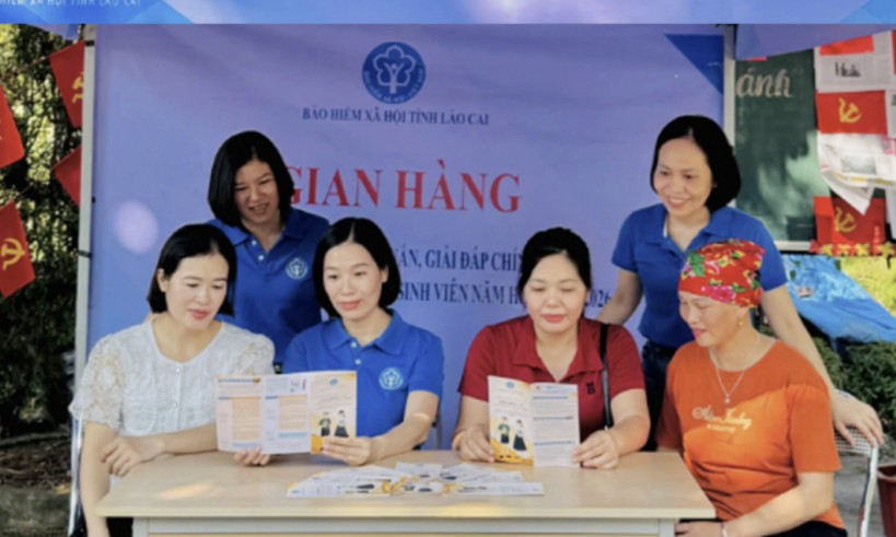 Thực hiện chính sách BHYT học sinh, sinh viên từ Mô hình gian hàng tuyên truyền