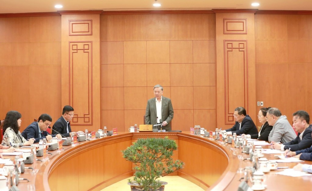 Chuyển tư duy chăm sóc y tế cho người khuyết tật sang cách tiếp cận xã hội hòa nhập Chuyển tư duy chăm sóc y tế cho người khuyết tật sang cách tiếp cận xã hội hòa nhập