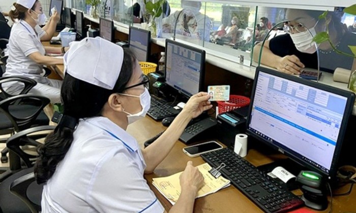 Chuyển đổi số: Tạo thuận lợi tối đa cho người tham gia BHYT