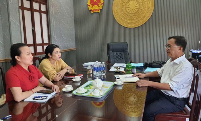 BHXH tỉnh Cà Mau “thị sát” cơ sở, tạo thuận lợi cho người dân giải quyết TTHC