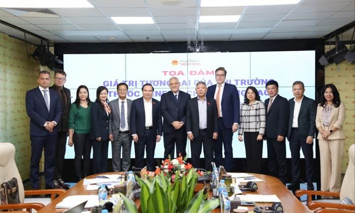 Phát huy vai trò thuốc generic trong giảm gánh nặng quỹ BHYT