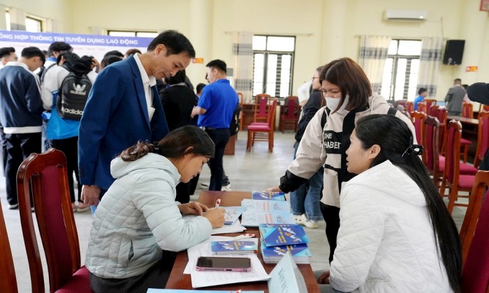 Doanh nghiệp “khát” lao động lành nghề, thực chiến