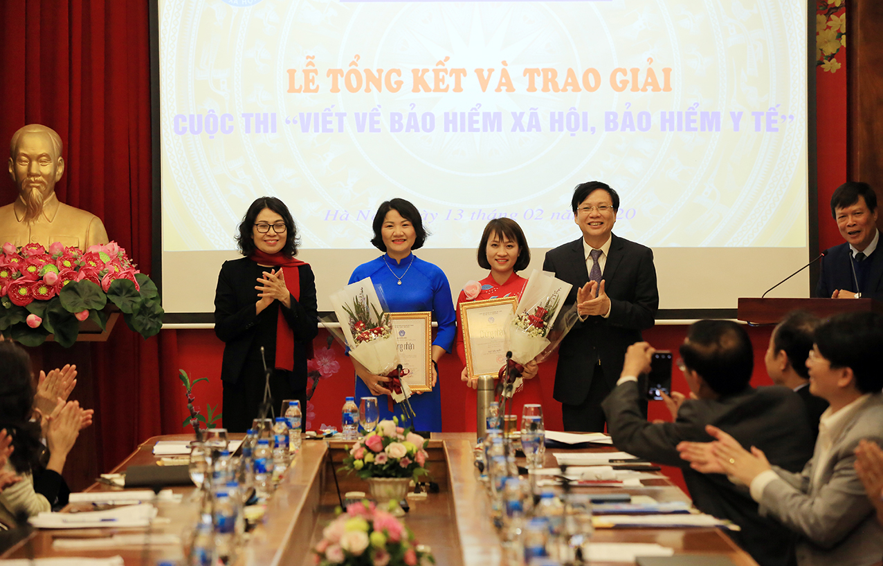 Tổng kết và trao giải Cuộc thi “Viết về BHXH, BHYT”