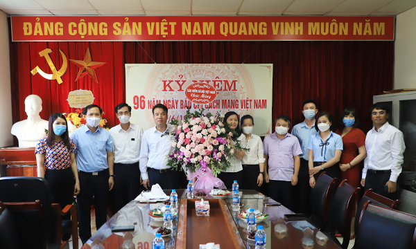 Tạp chí BHXH đóng vai trò tiên phong trong công tác tuyên truyền chính sách BHXH, BHYT