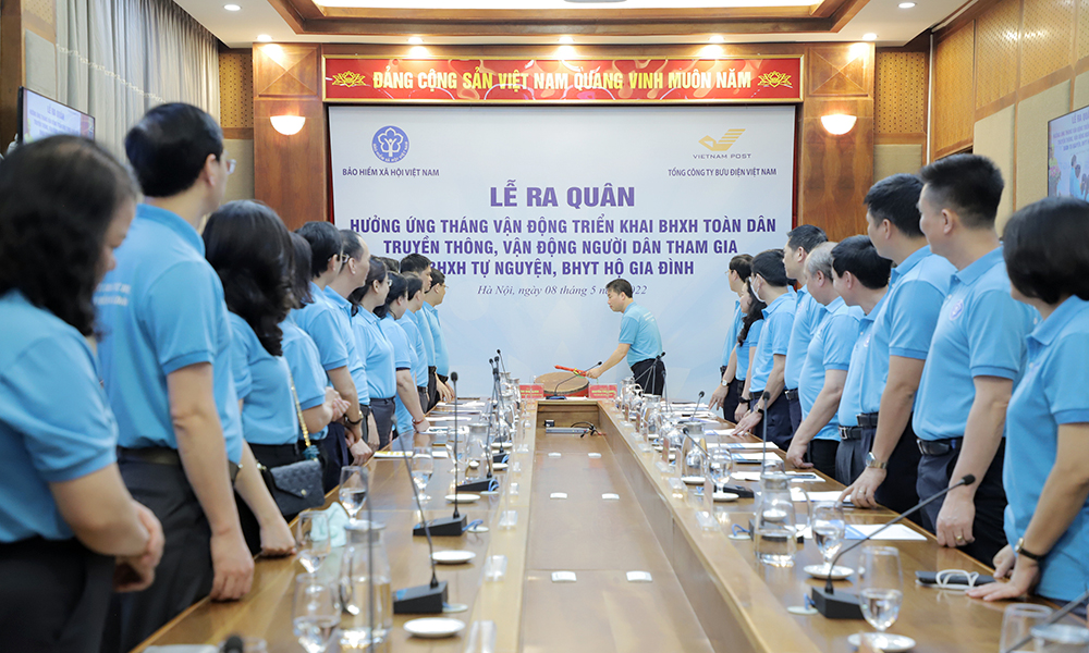 Ra quân hưởng ứng Tháng vận động triển khai BHXH toàn dân