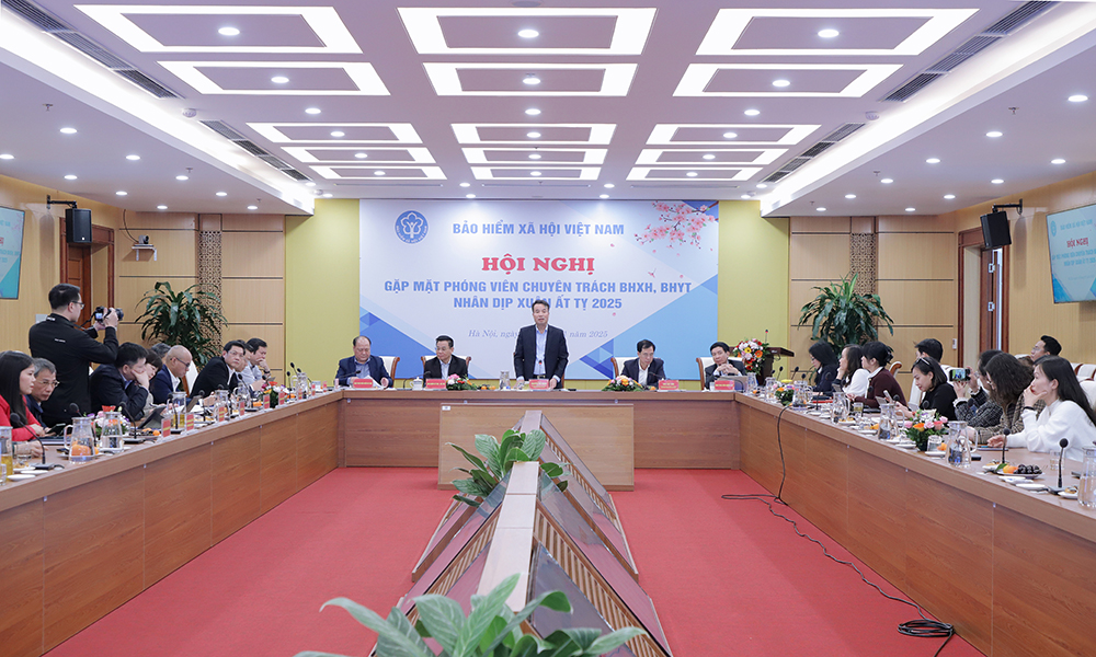 Công tác tuyên truyền, phối hợp với cơ quan báo chí tiếp tục được BHXH Việt Nam triển khai mạnh mẽ