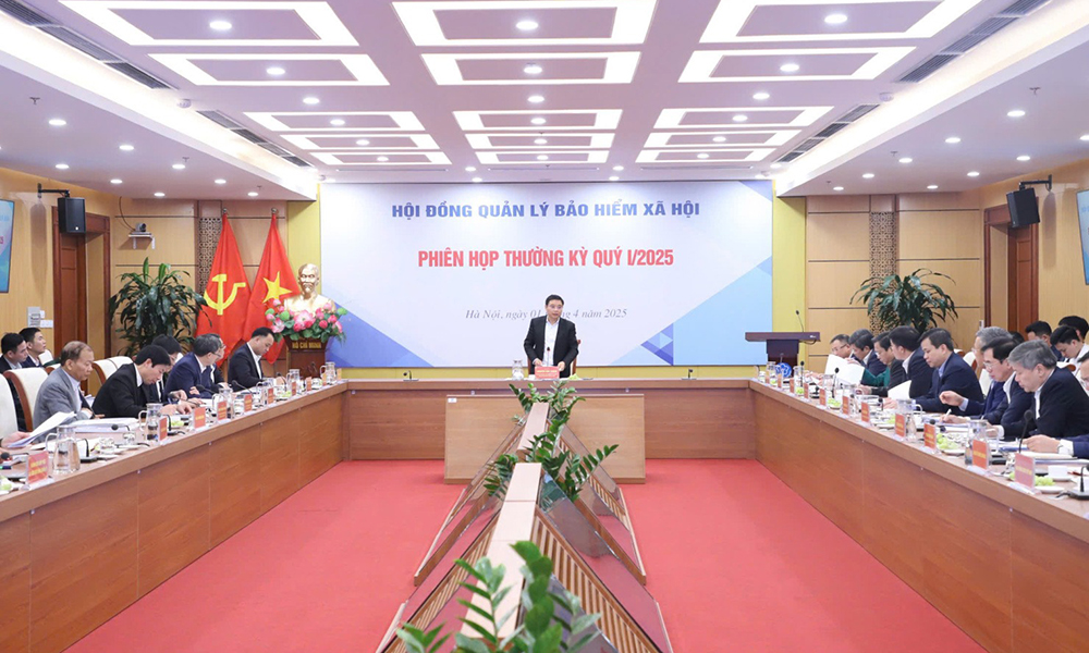 Bộ trưởng Bộ Tài chính Nguyễn Văn Thắng chủ trì Phiên họp Hội đồng quản lý BHXH